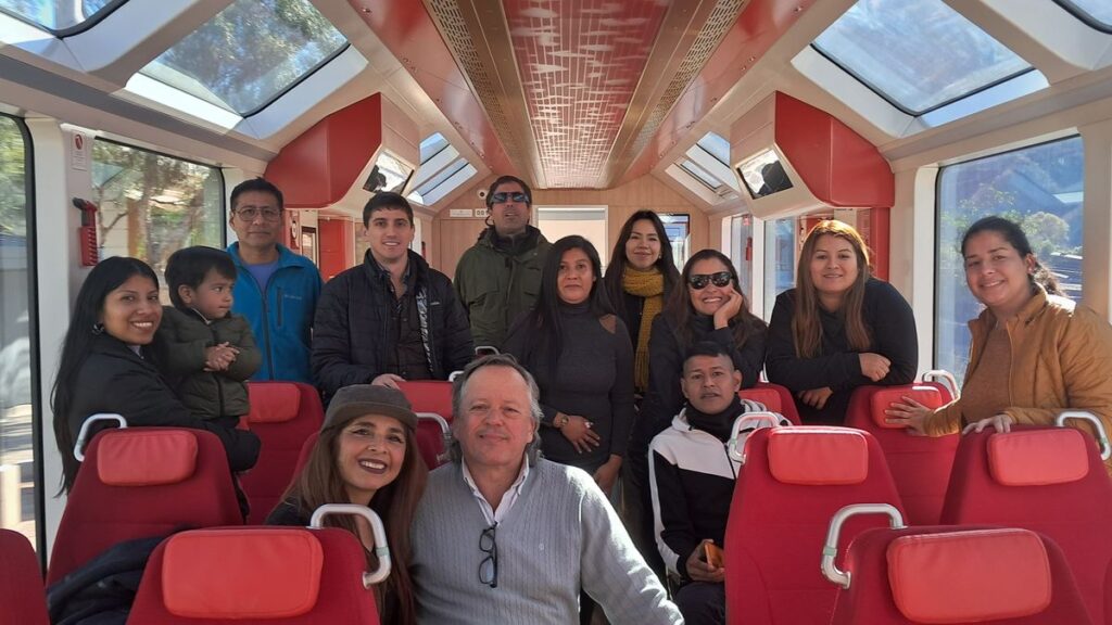 agencias-de-turismo-vivieron-la-experiencia-del-tren-solar