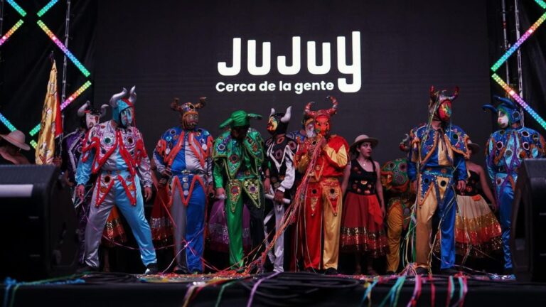 inicio-al-mes-de-la-patria-con-una-noche-de-arte,-historia-y-raices-en-el-cabildo