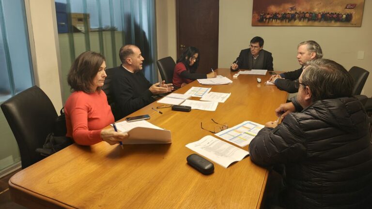 apuap:-continuan-las-negociaciones-por-paritarias