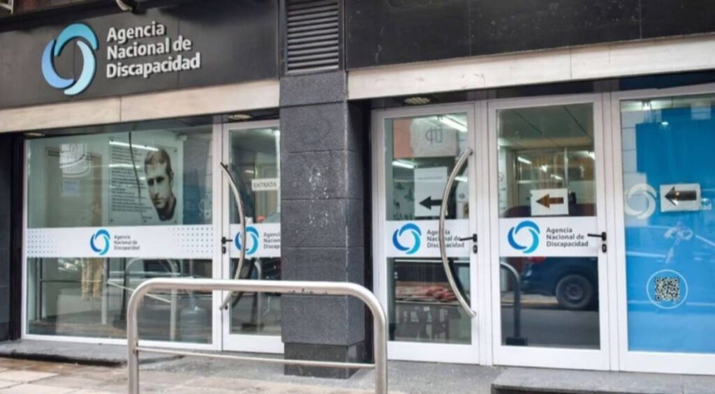 Escándalo ANDIS: 25 allanamientos destapan una trama de coimas que afecta a personas con discapacidad en toda Argentina