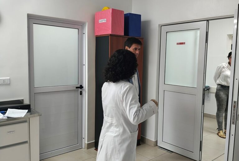 Hospital Arturo Zabala de Perico con recorrida por mejoras e infraestructura sanitaria