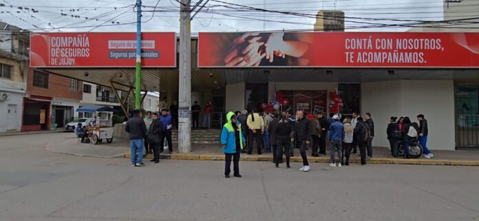 Sucursal de la Compañía de Seguros de Jujuy inaugurada en Perico Nueva sede de la Compañía de Seguros de Jujuy en Perico