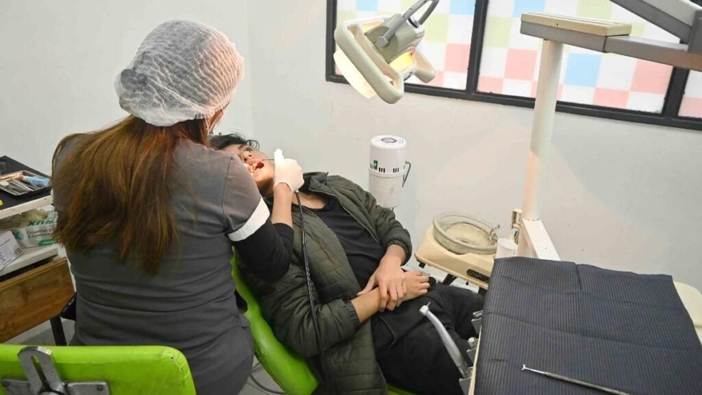 Afiliados al ISJ acceden sin coseguro a odontología en once centros de la capital