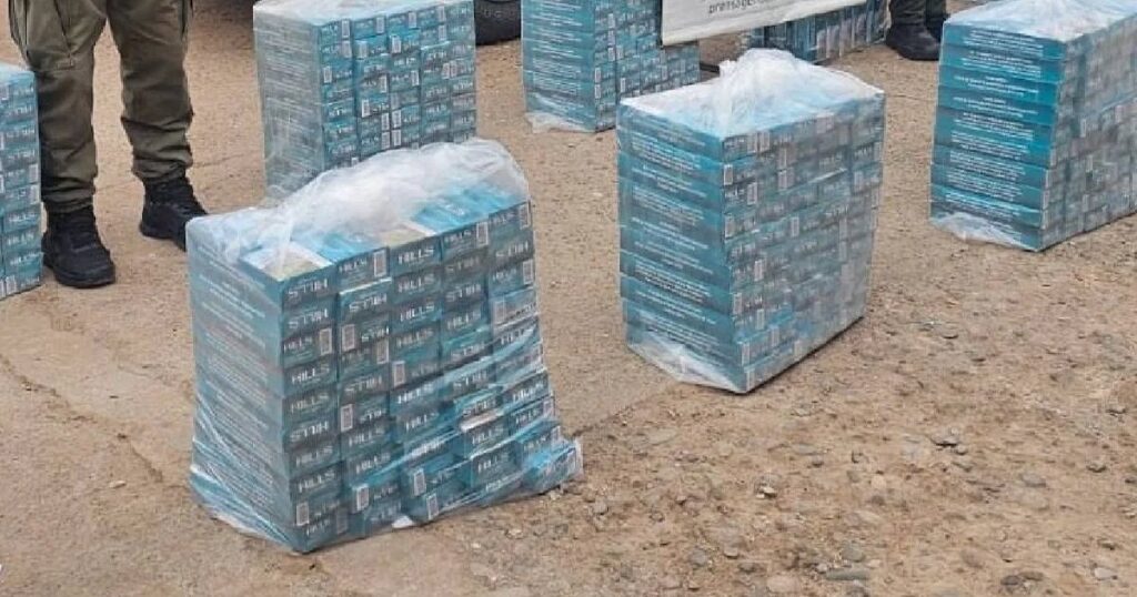 Gendarmería secuestró 20.000 paquetes de cigarrillos.