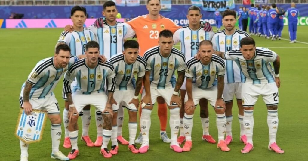 Messi importante: Argentina golea a Argelia y el capitán iguala récord mundial