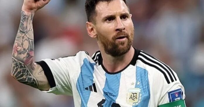 rj360-1782054256-argentina-enfrenta-a-austria-por-la-segunda-fecha-del-mundia-9605a9 Argentina FOOTBALL Messi con la w:it:nazionale argentina durante i w:it:Mondiali del 2022 i Qatar