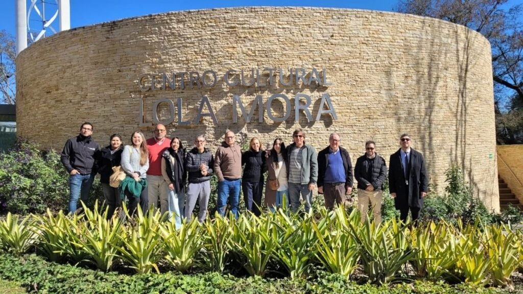 Centro Cultural Lola Mora de Jujuy recibe visita final antes de su apertura