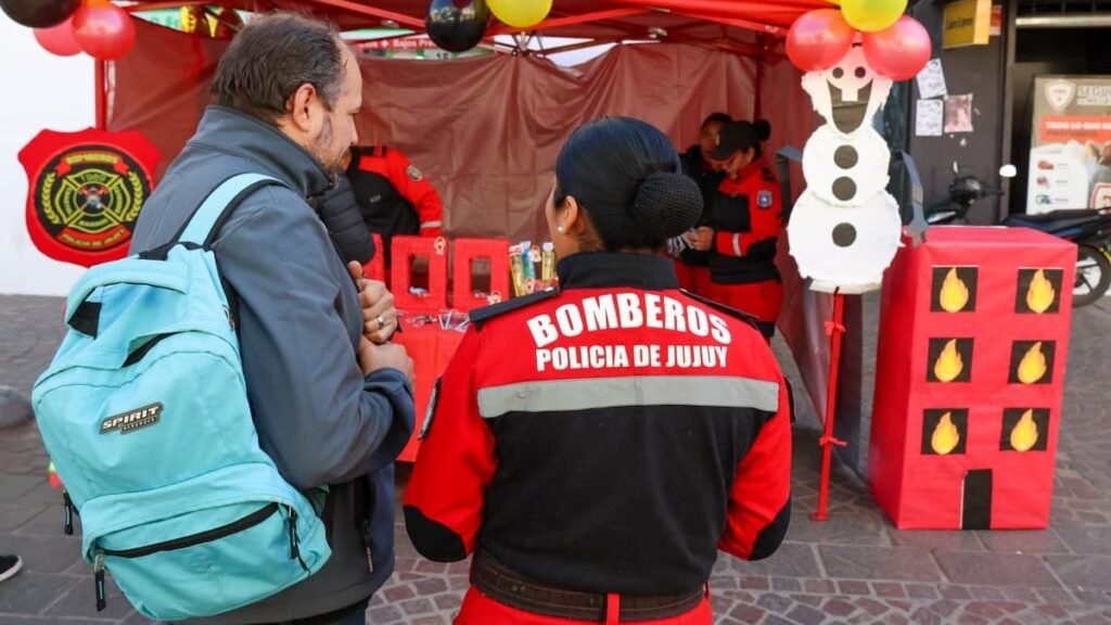 Bomberos de Jujuy lanzan campaña “Invierno Seguro” contra el monóxido de carbono