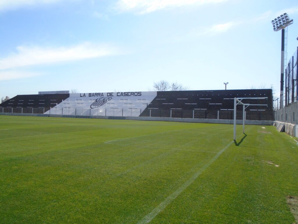 Gimnasia de Jujuy visita a Midland con la mira en la tabla