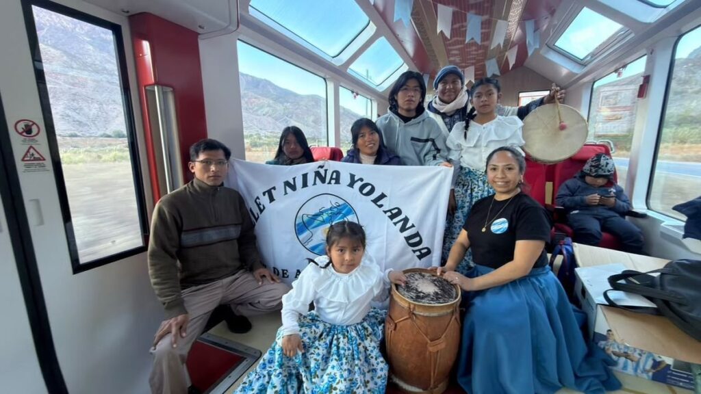 Más de 580 jujeños recorrieron la Quebrada en el Tren Solar