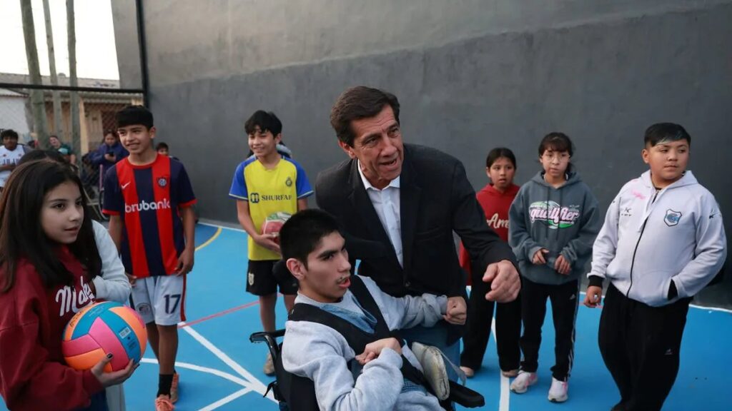 Dos nuevos polideportivos en San Pedrito y Alto Comedero benefician a miles de vecinos