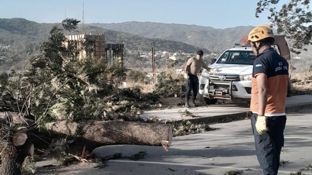 Operativo de seguridad por los daños del viento zonda en Jujuy