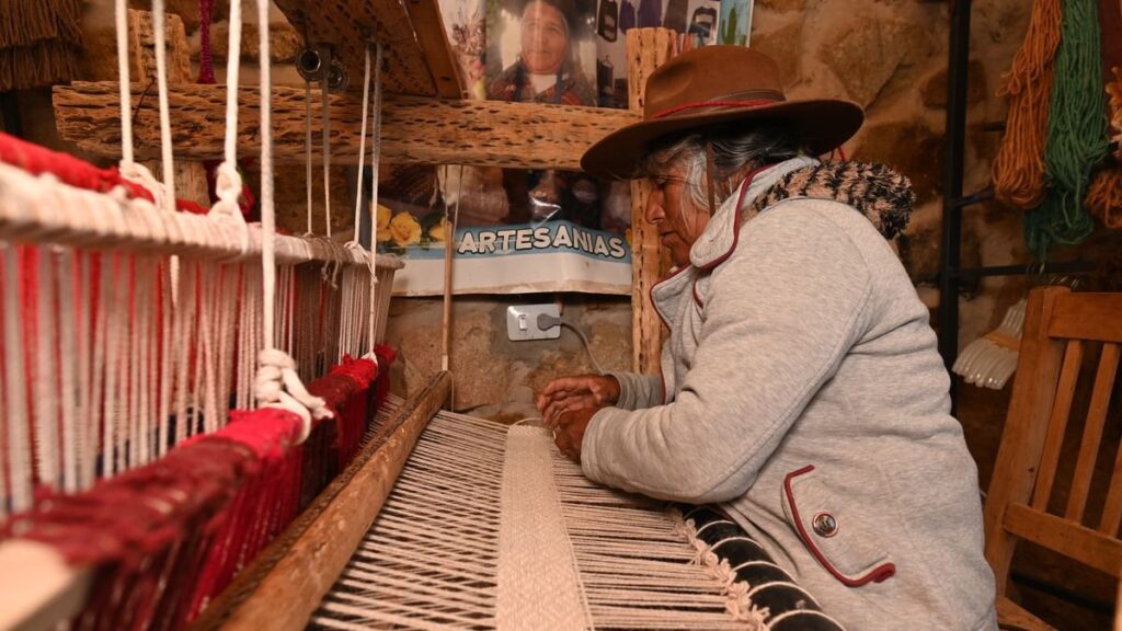 Purmamarca abre el 14° Encuentro de Tejedores de la Quebrada
