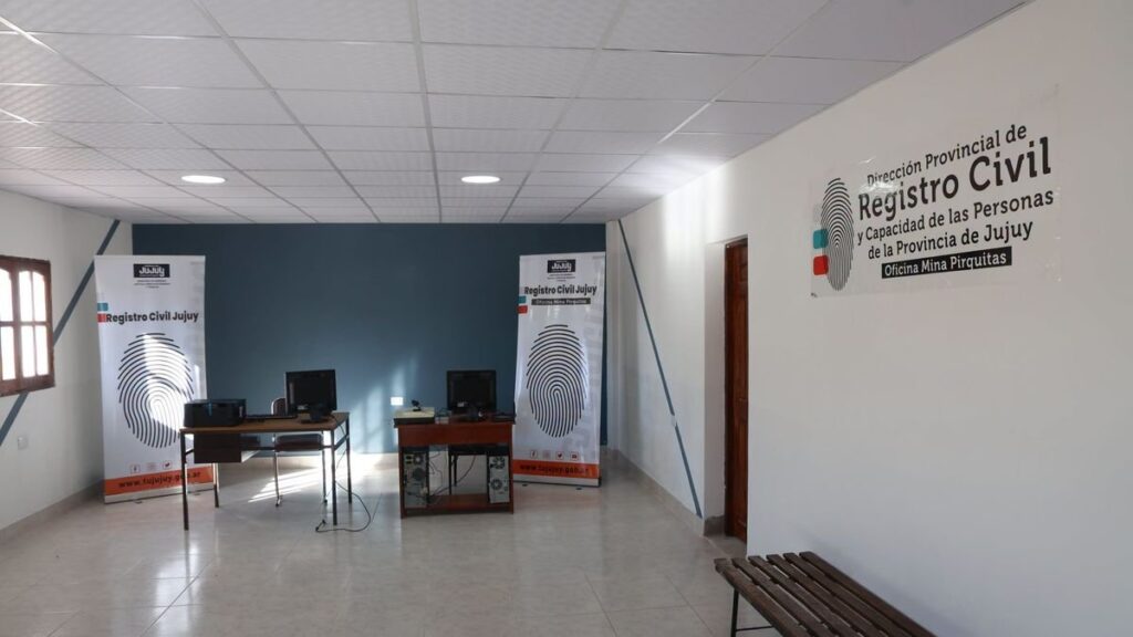 Nuevo Registro Civil y obras de agua potable en Nuevo Pirquitas