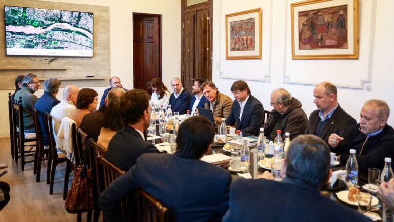 Obras públicas en Jujuy: el gabinete provincial revisó los proyec