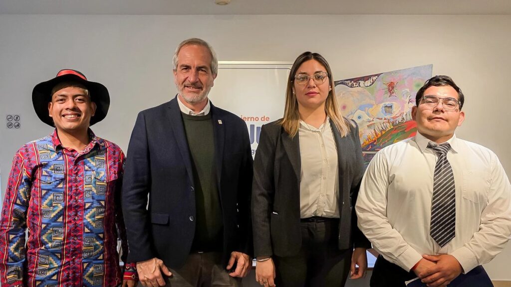 Encuentro de artistas plásticos en Calilegua suma creadores de Bolivia y Perú