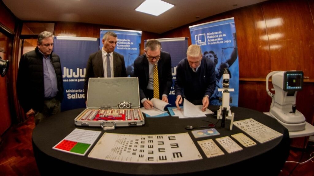 MPA y Salud firman convenio para usar equipamiento oftalmológico secuestrado