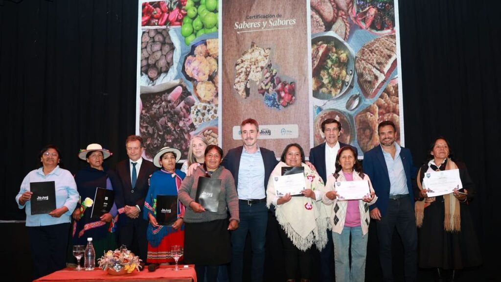 Jujuy entrega 46 certificados de saberes culinarios ancestrales