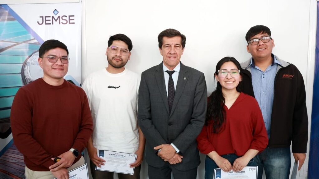 Estudiantes de la UNJu presentaron informes de prácticas en JEMSE
