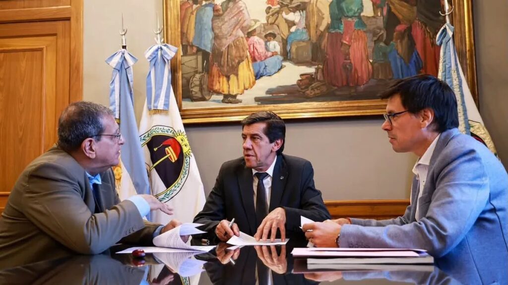 Pavimentarán accesos clave y avenidas en dos barrios de Libertador