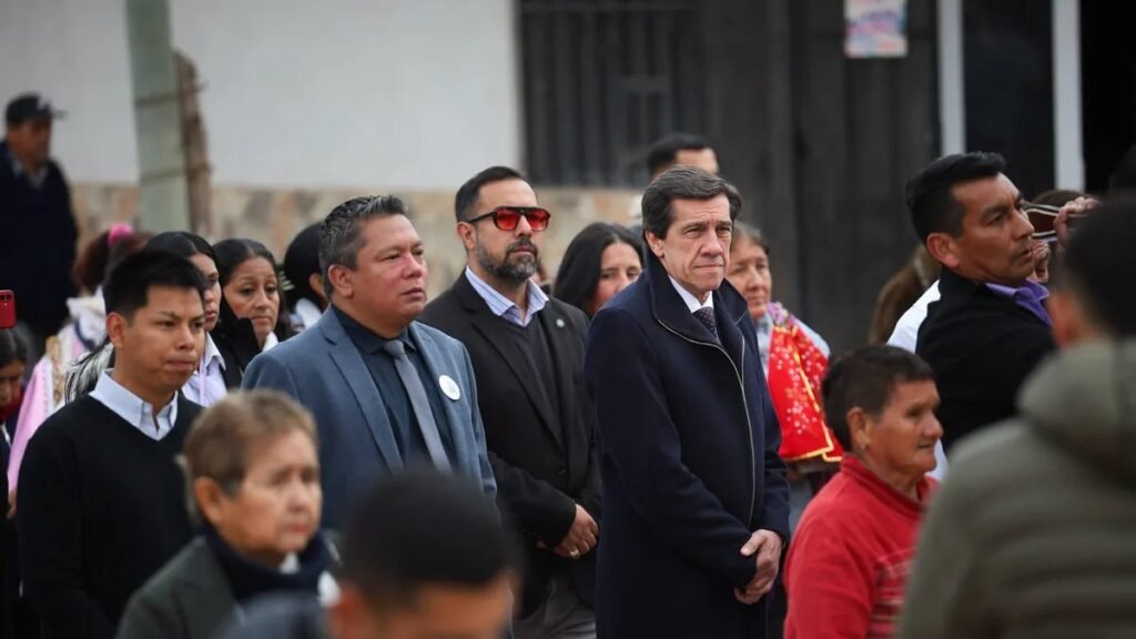 Nuevas obras de agua potable, pavimento y salud para Santa Clara