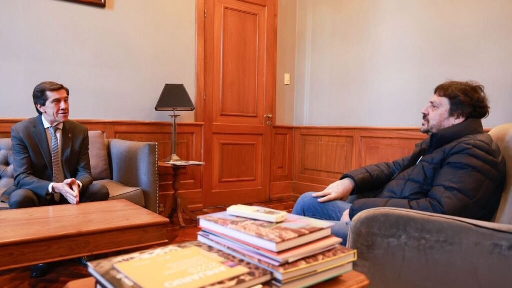 Felipe Pigna en Jujuy: historia, democracia y su libro infantil