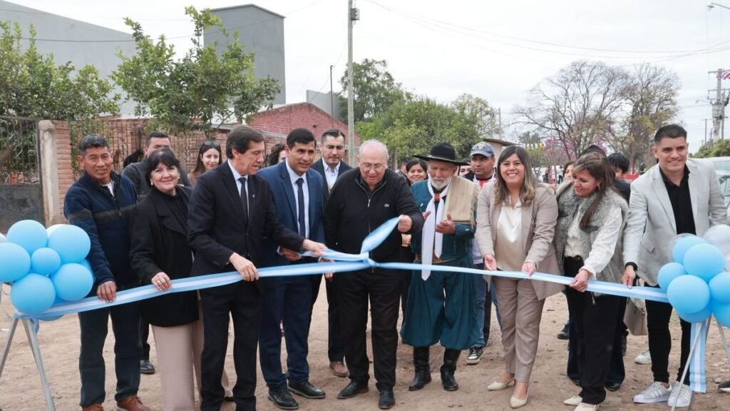 200 familias de Pampa Blanca ya tienen conexión de agua potable
