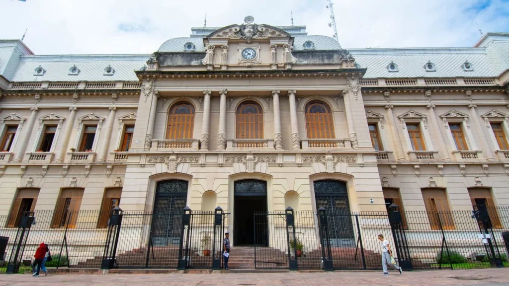 Cronograma de pagos en Jujuy: cuándo cobran los estatales