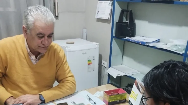 Acuerdo para limpiar los ríos de Jujuy con maquinaria pesada