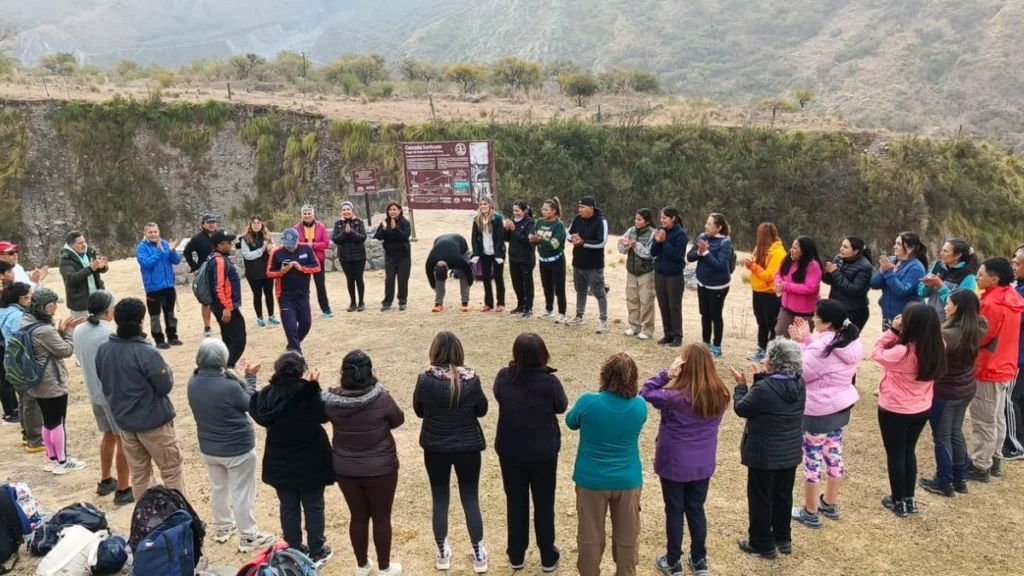 Sesenta personas hicieron el trekking a la cascada de Santuyoc
