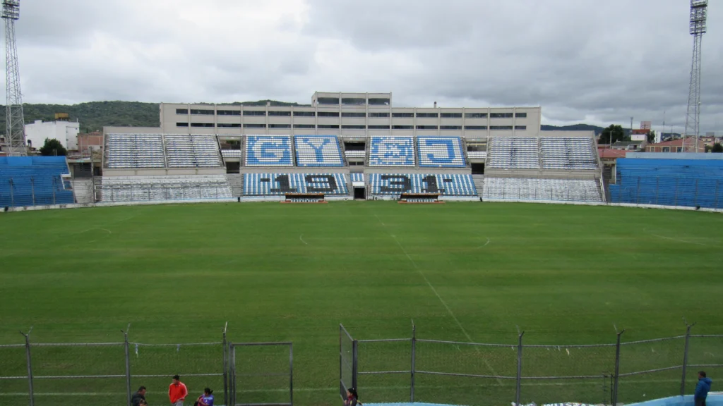 Estadio 23 de Agosto de Gimnasia y Esgrima de Jujuy, imagen de archivo