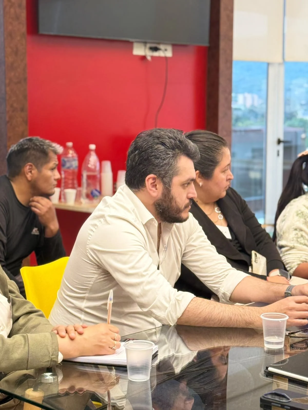 Pablo Botelli participa de una mesa de trabajo con profesionales y pymes jujeñas sobre la minería