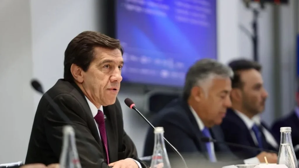 Jujuy busca inversiones en París: qué hay detrás del viaje de Sadir